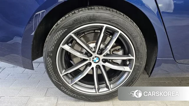 BMW 5 Series (G30) id 3582850 из Кореи 15