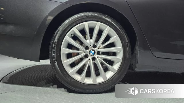 BMW 5 Series (G30) id 4424764 из Кореи 27
