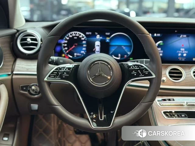 Mercedes-Benz E-class id 4214045 из Китая 11