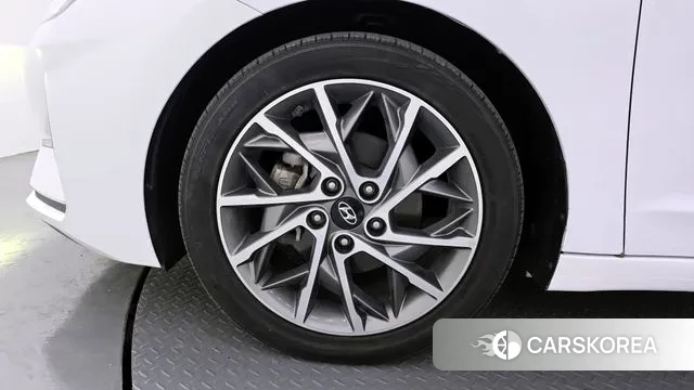 Hyundai The New Avante AD id 3505150 из Кореи 15