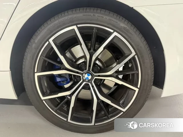 BMW 5 Series (G30) id 3556067 из Кореи 15