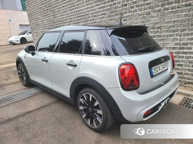 Mini Cooper S id 3727451 из Кореи 14