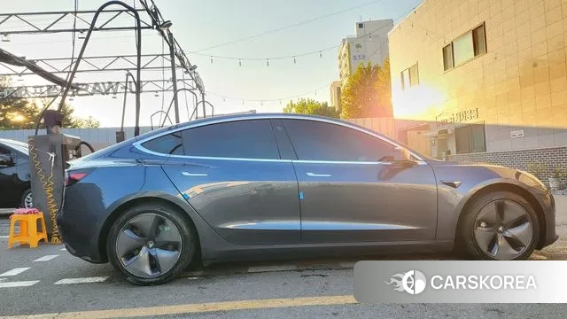Tesla Model 3 2020 Серый из Кореи, фото 6