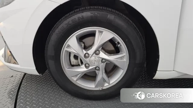 Hyundai Avante (CN7) id 3428389 из Кореи 15