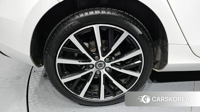 Volvo V40 id 3905830 из Кореи 15