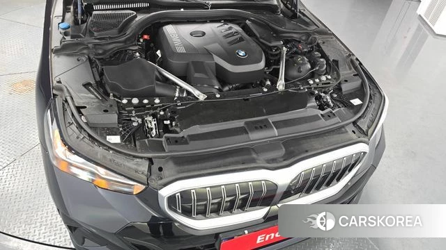 BMW 5 Series (G60) id 3909760 из Кореи 15