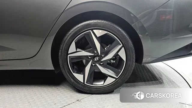 Hyundai Avante Hybrid (CN7) id 3523893 из Кореи 15