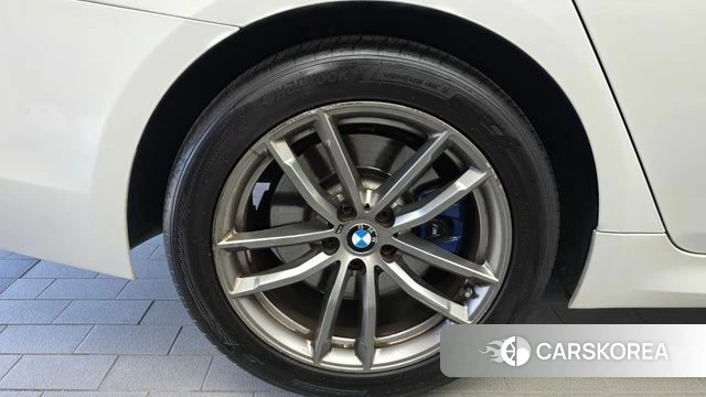 BMW 5 Series (G30) id 4781232 из Кореи 27