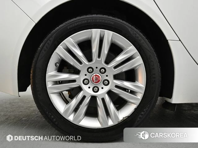 Jaguar XF (X260) id 3796384 из Кореи 15