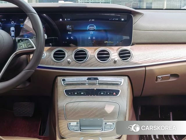 Mercedes-Benz E-class id 4328519 из Китая 16