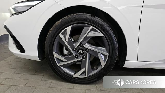 Hyundai The New Avante (CN7) id 4185594 из Кореи 26