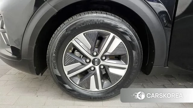 Kia The New Niro id 3562196 из Кореи 15