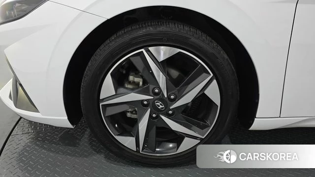Hyundai Avante (CN7) id 4250148 из Кореи 28
