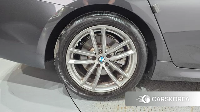 BMW 5 Series (G30) id 4677314 из Кореи 29