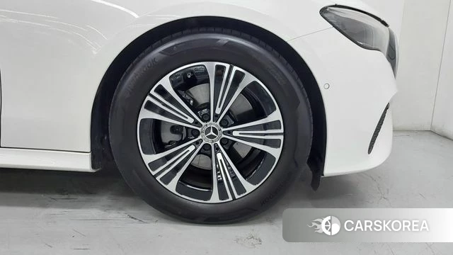 Mercedes-Benz E-Class W214 id 4516347 из Кореи 15