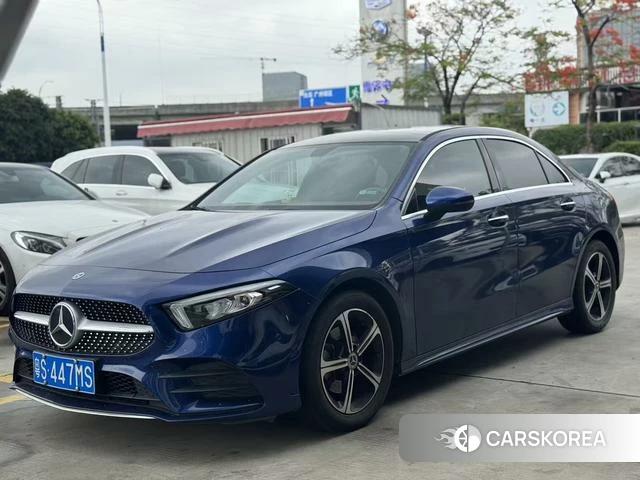 Mercedes-Benz Class A 2023 Синий из Китая, фото 5