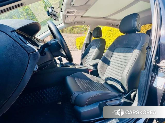 Volkswagen Magotan id 4320864 из Китая 13