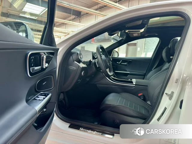 Mercedes-Benz C-class PHEV 2024 Белый из Китая, фото 5