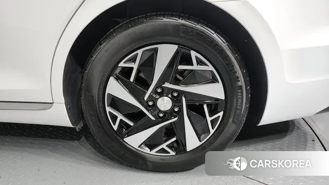 Hyundai The New Grandeur IG Hybrid id 3059330 из Кореи 15