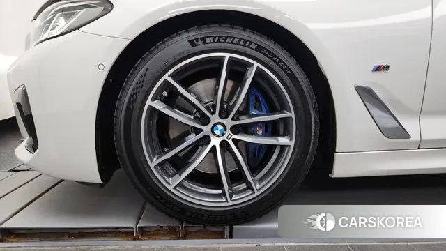 BMW 5 Series (G30) id 3003786 из Кореи 15