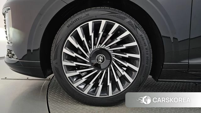 Hyundai Grandeur Hybrid (GN7) id 4655574 из Кореи 33
