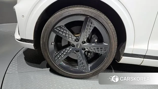 Genesis GV70 id 3765316 из Кореи 15