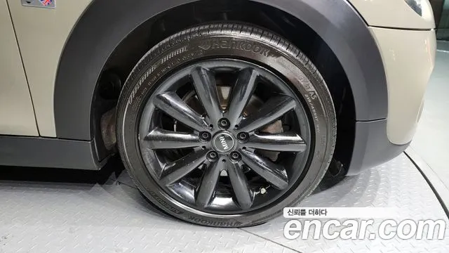 Mini Cooper S id 2327785 из Кореи 15