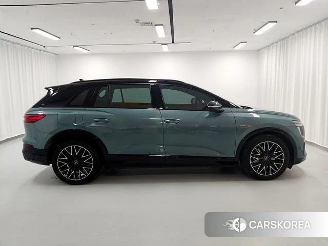 Audi Q5 e-tron id 4229209 из Китая 15