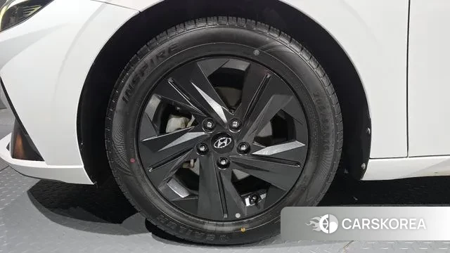 Hyundai Avante (CN7) id 3751803 из Кореи 15