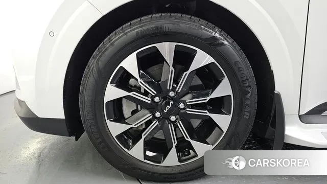 Kia Carnival 4th generation id 3639712 из Кореи 15