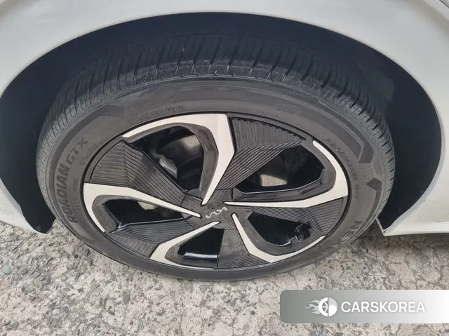 Kia EV6 id 3712066 из Кореи 15