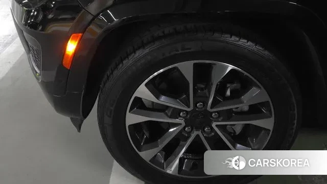 Jeep Grand Cherokee (WL) id 3468171 из Кореи 15