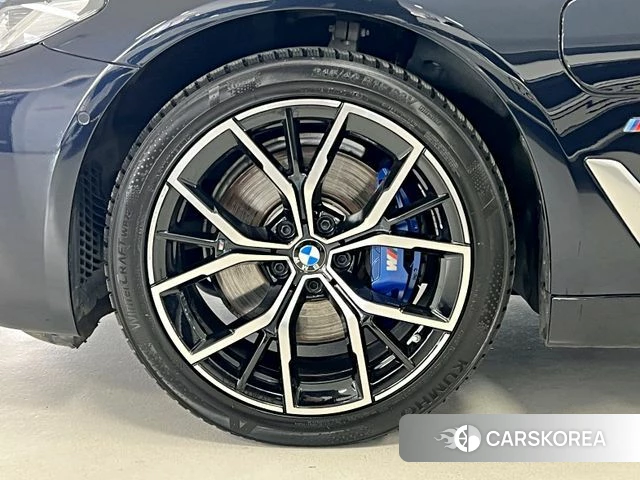 BMW 5 Series (G30) id 3892790 из Кореи 15