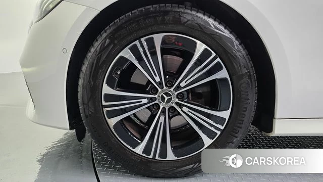 Mercedes-Benz E-Class W214 id 4516126 из Кореи 27