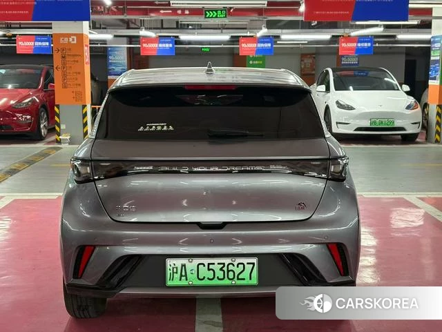 BYD dolphin 2023 Серебристо-серый из Китая, фото 5