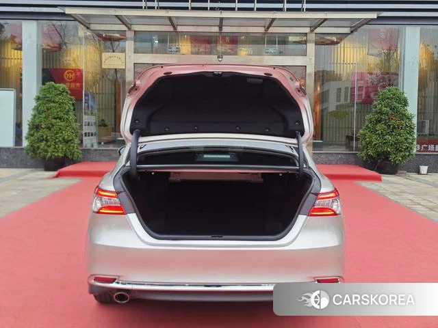 Toyota Camry id 4261916 из Китая 17