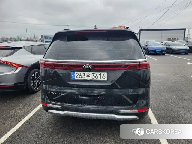 Kia Carnival 4th generation 2021 Черный из Кореи, фото 5