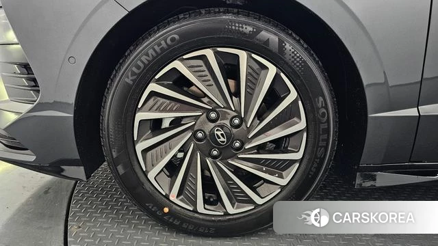 Hyundai Sonata D Edge Hybrid (DN8) id 4602018 из Кореи 31