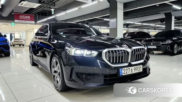 BMW 5 Series (G60) id 2889075 из Кореи 15