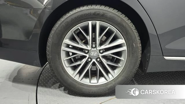 Hyundai Grandeur IG id 3917398 из Кореи 15