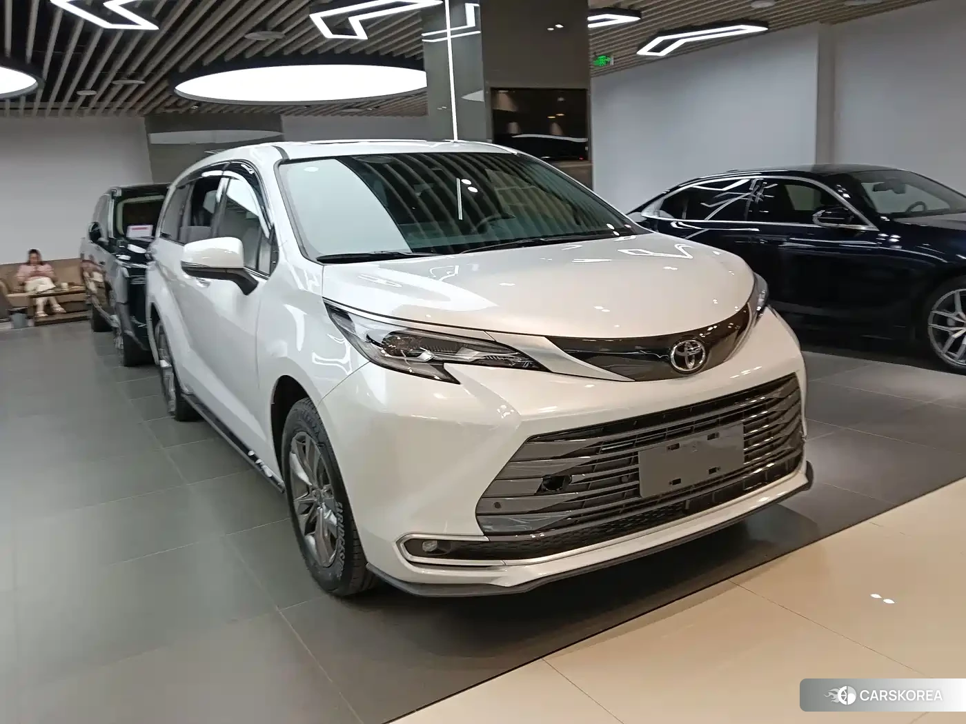 Toyota Sienna 2026 Белый из Китая, фото 5