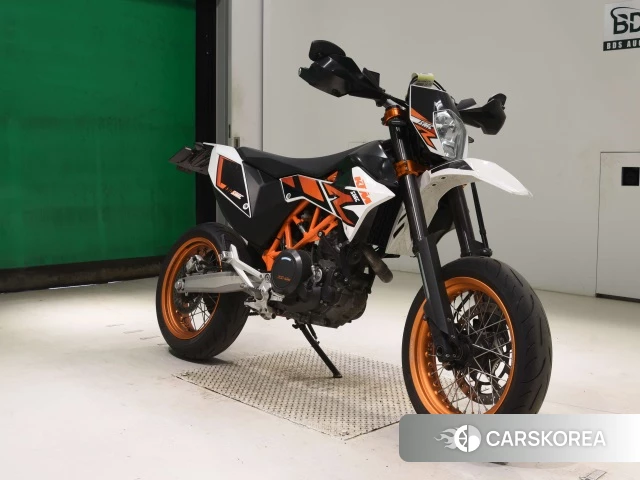 KTM 690 SMC R 2017 из Японии, фото 5