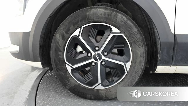 Kia Di Ol Nu Niro id 4726527 из Кореи 15