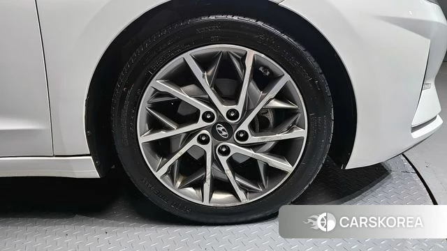 Hyundai The New Avante AD id 3834241 из Кореи 15