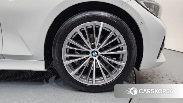 BMW 3 Series (G20) id 3752368 из Кореи 15