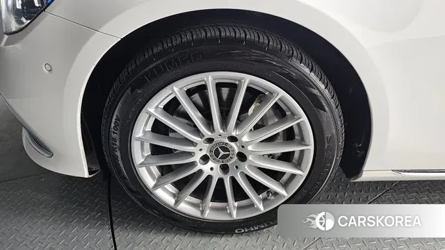 Mercedes-Benz E-Class W213 id 3168617 из Кореи 15