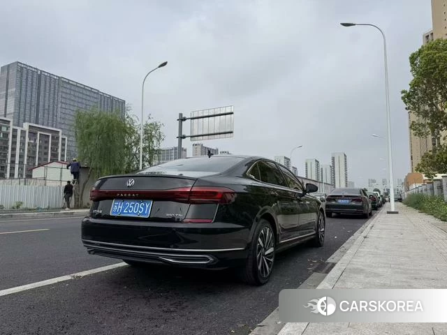 Volkswagen Passat 2024 Черный из Китая, фото 6