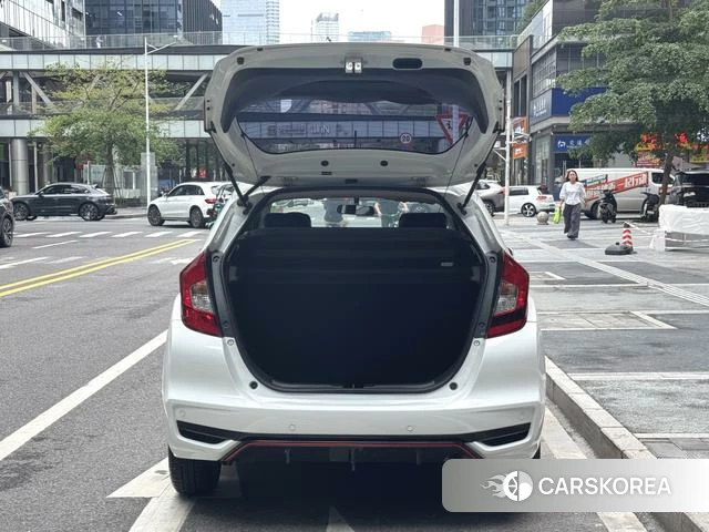 Honda Fit id 4222165 из Китая 16
