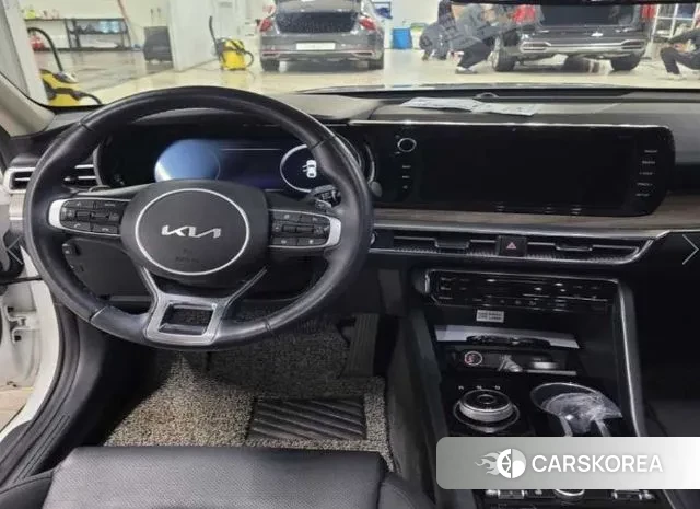 Kia K5 3rd generation 2022 Белый из Кореи, фото 5