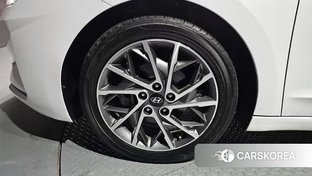 Hyundai The New Avante AD id 3677235 из Кореи 15